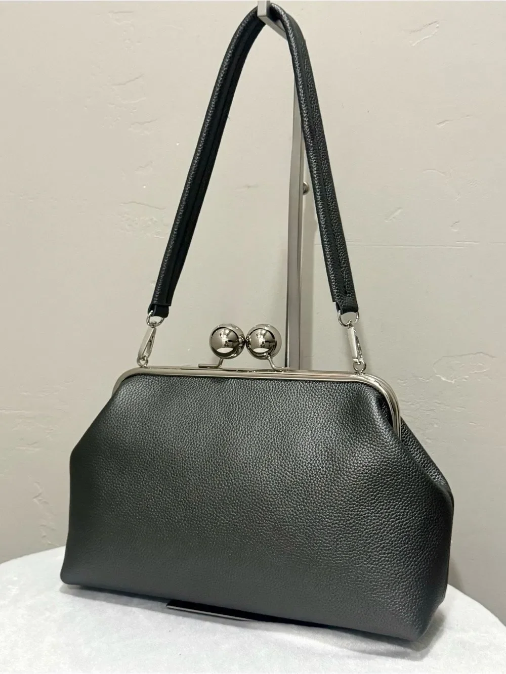 Gray Togo Cowhide Calfskin Handmade Retro Style Kisslock Frame Bag, Large Size